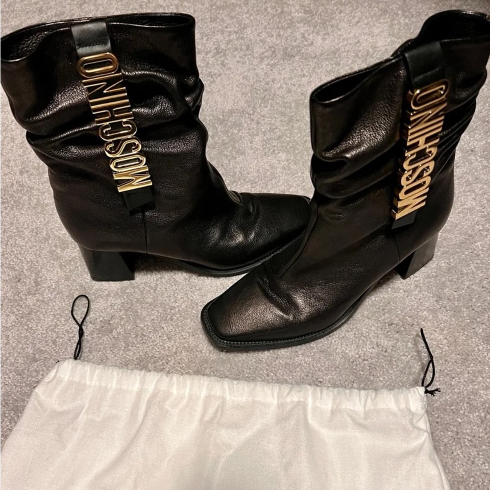 Moschino boots